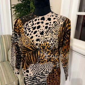 Bloomingdale's Wool Sweater in Tan and Black